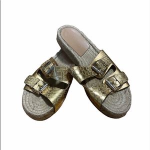 🌸Aldo - Gold Flip Flop Espadrilles